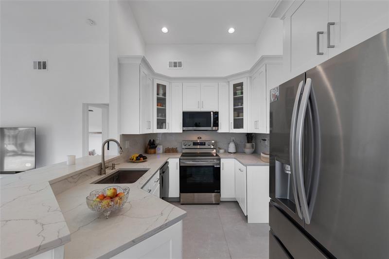 Image 39 of 54 For 9585 Carousel Cir S