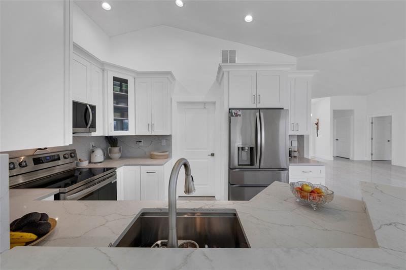 Image 41 of 54 For 9585 Carousel Cir S
