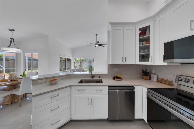 Image 42 of 54 For 9585 Carousel Cir S