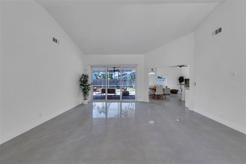 Image 9 of 54 For 9585 Carousel Cir S