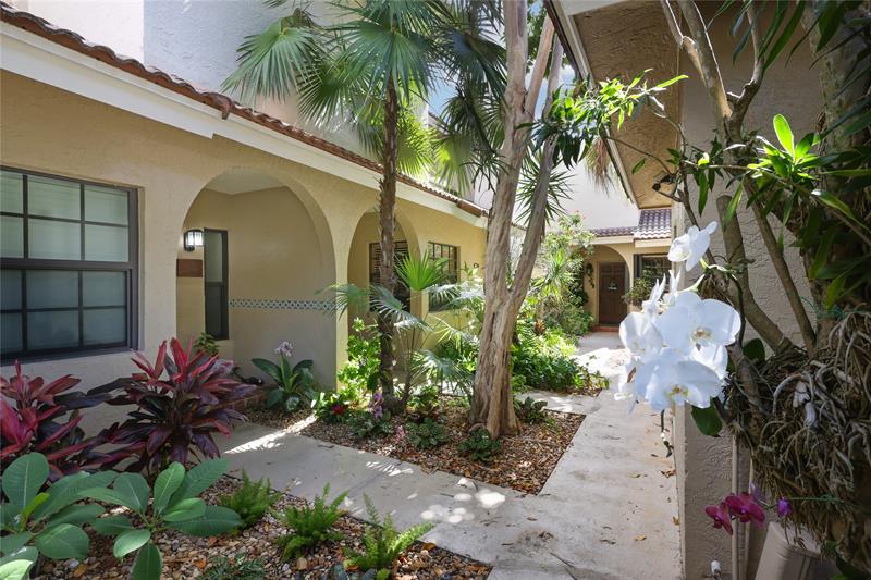 Image 13 of 44 For 905 12th Ct  17