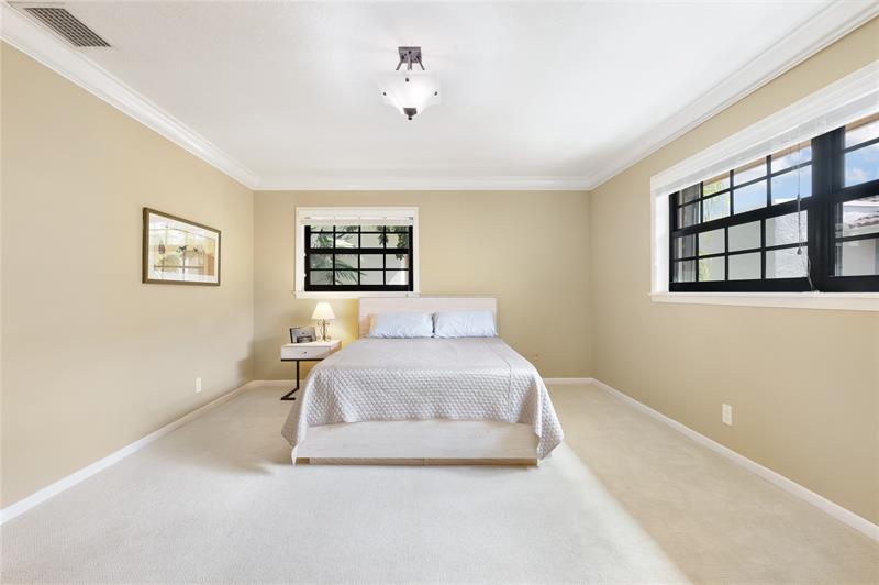 Image 26 of 44 For 905 12th Ct  17