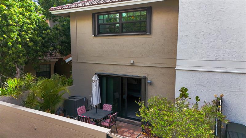Image 33 of 44 For 905 12th Ct  17