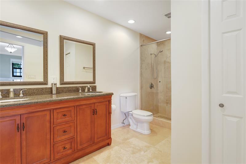 Image 9 of 44 For 905 12th Ct  17