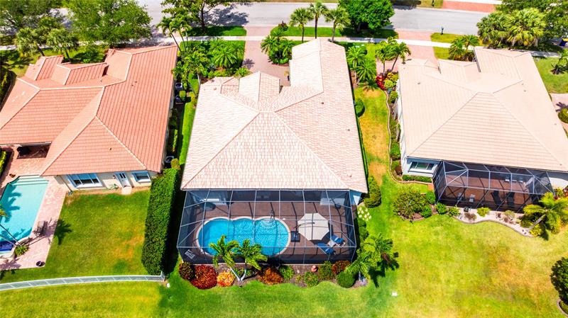 Image 23 of 32 For 6945 Bay Hill Dr