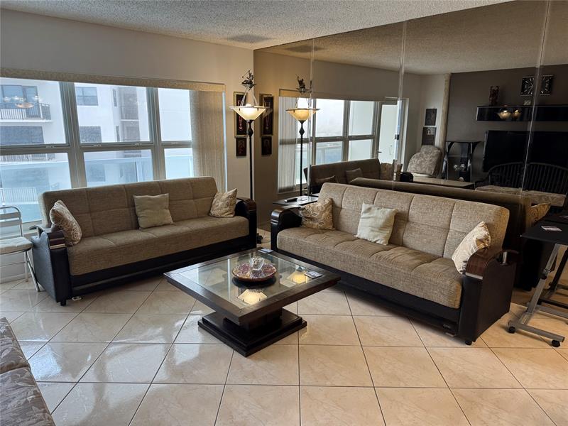 Image 11 of 30 For 3750 Galt Ocean Dr  1108