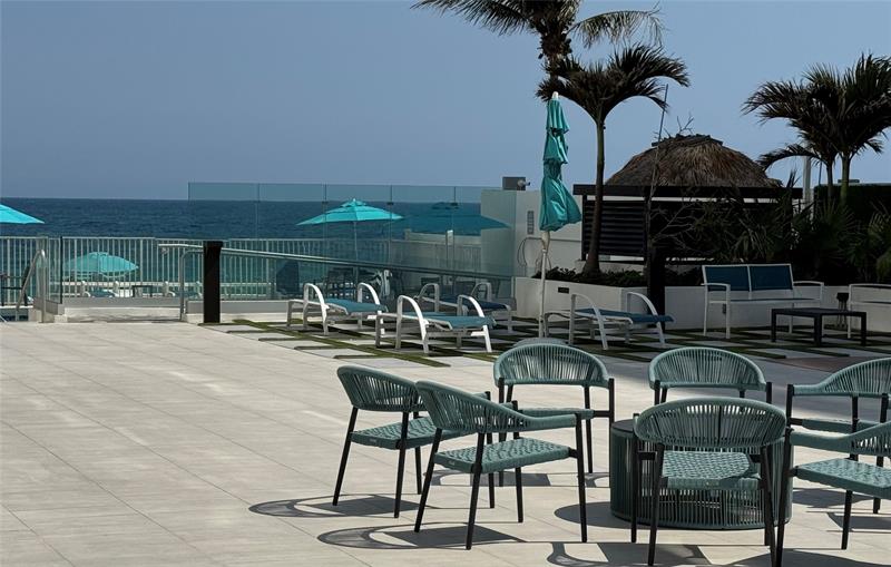 Image 22 of 30 For 3750 Galt Ocean Dr  1108