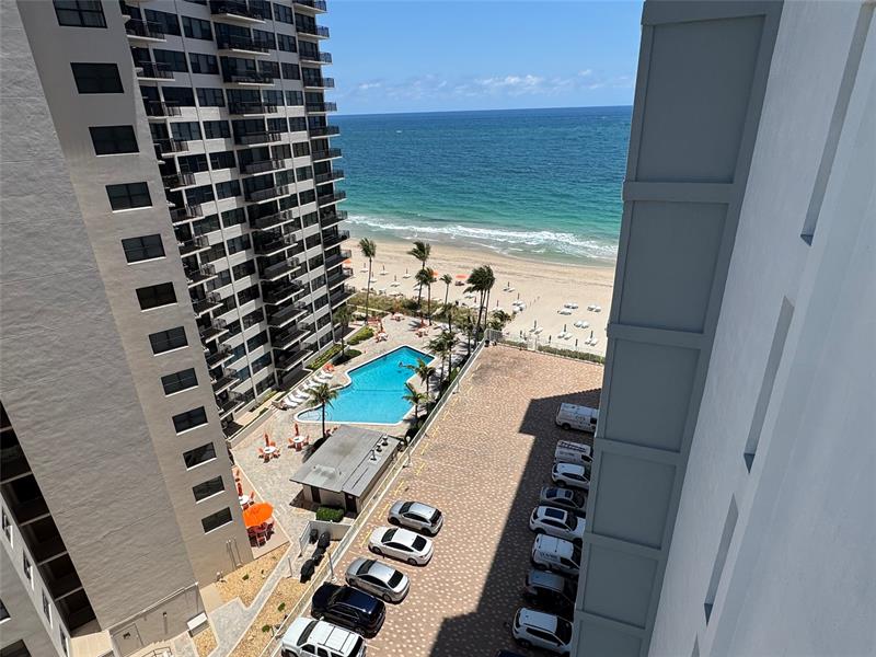 Image 29 of 30 For 3750 Galt Ocean Dr  1108