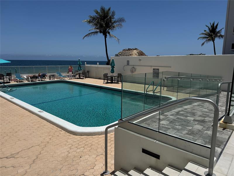Image 9 of 30 For 3750 Galt Ocean Dr  1108