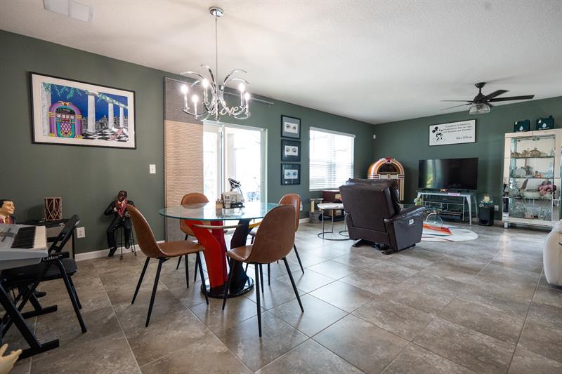 Image 32 of 57 For 10808 Cremona Way