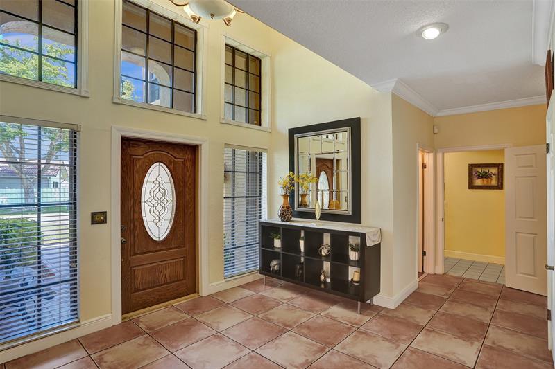 Image 16 of 65 For 2565 Kerry Dr