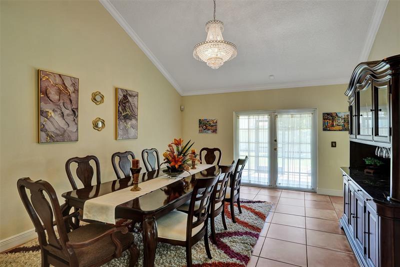 Image 18 of 65 For 2565 Kerry Dr