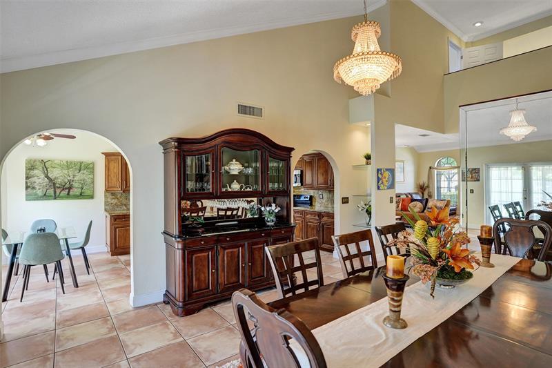 Image 21 of 65 For 2565 Kerry Dr