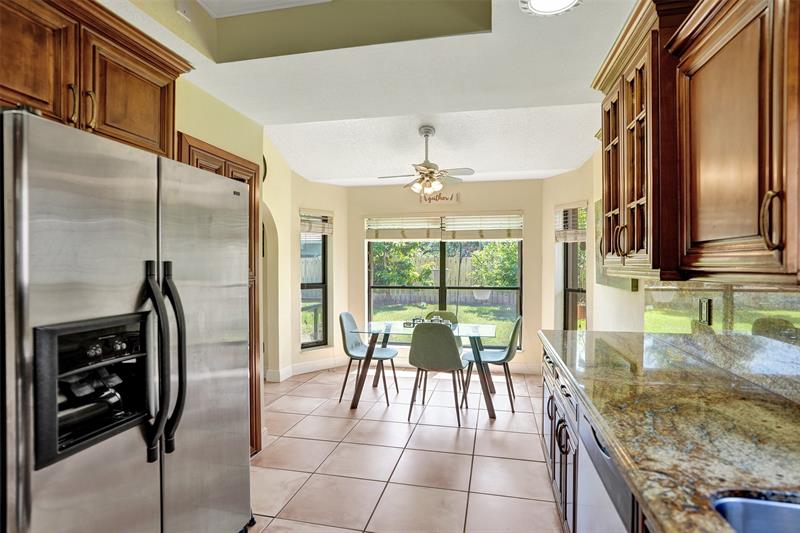 Image 24 of 65 For 2565 Kerry Dr