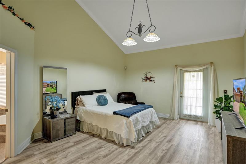 Image 32 of 65 For 2565 Kerry Dr