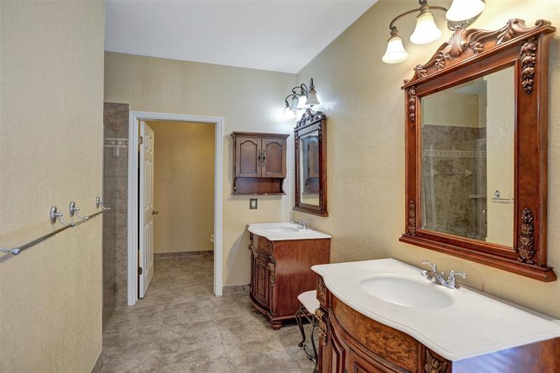 Image 37 of 65 For 2565 Kerry Dr