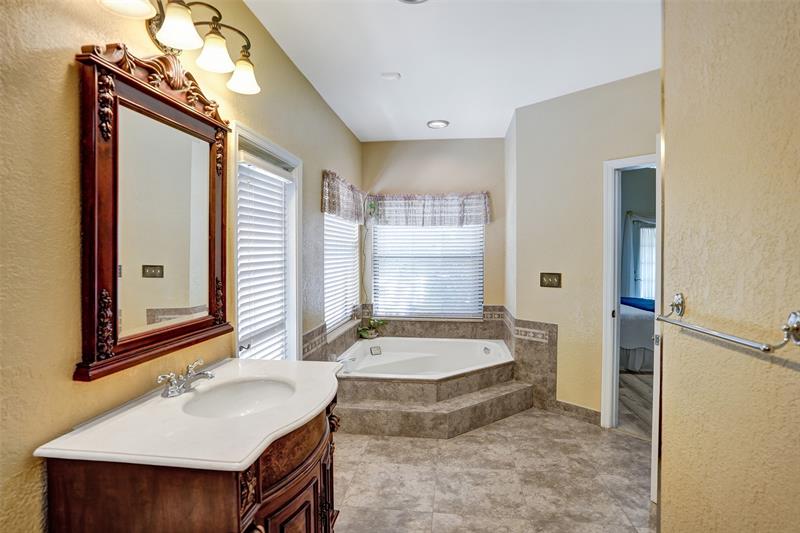 Image 40 of 65 For 2565 Kerry Dr