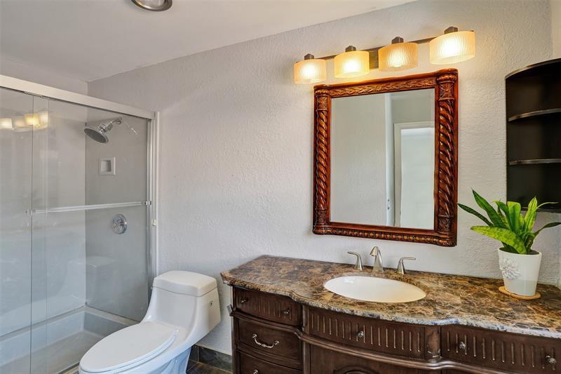 Image 51 of 65 For 2565 Kerry Dr