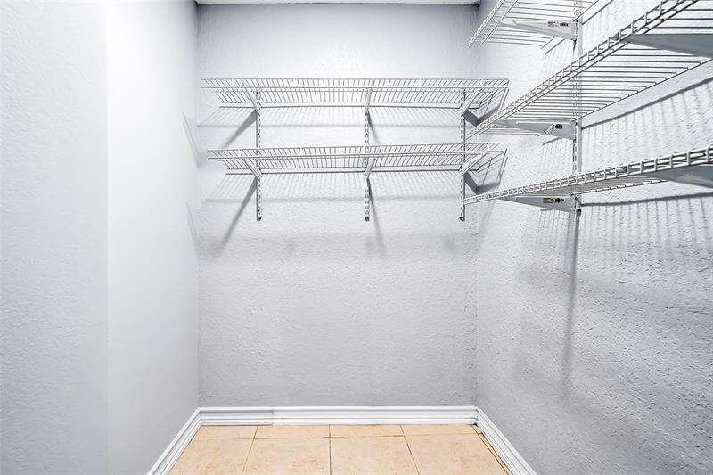 Image 20 of 33 For 2508 Arthur St