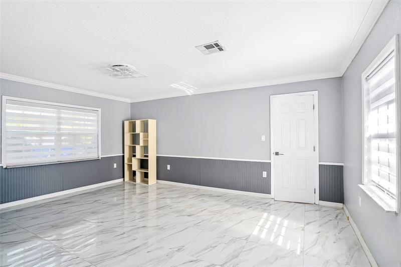 Image 27 of 33 For 2508 Arthur St