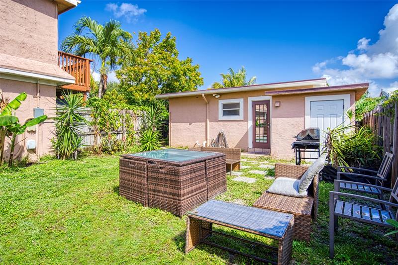 Image 29 of 33 For 2508 Arthur St