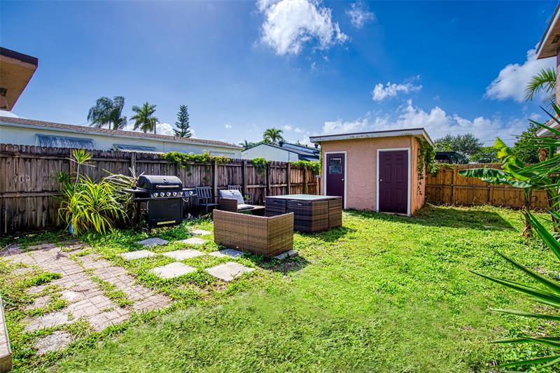 Image 30 of 33 For 2508 Arthur St