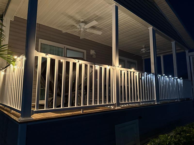 Image 18 of 33 For 6881 43rd Terrace