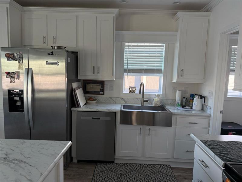 Image 4 of 33 For 6881 43rd Terrace