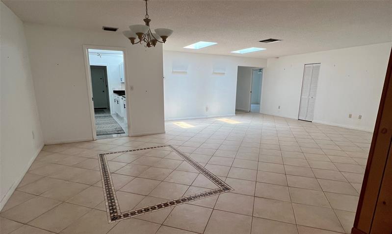 Image 9 of 13 For 19016 Lake Dr  19016