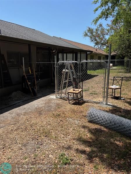 Image 11 of 13 For 8313 Split Rail Ln