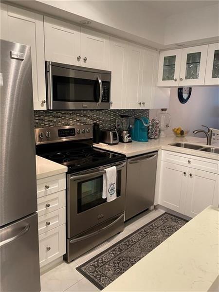 Image 4 of 18 For 1439 Ocean Blvd  106