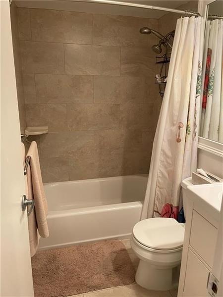 Image 6 of 18 For 1439 Ocean Blvd  106