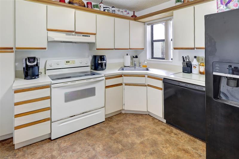 Image 12 of 30 For 2470 49th Ter  2470