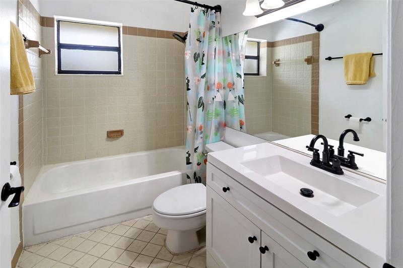 Image 17 of 30 For 2470 49th Ter  2470