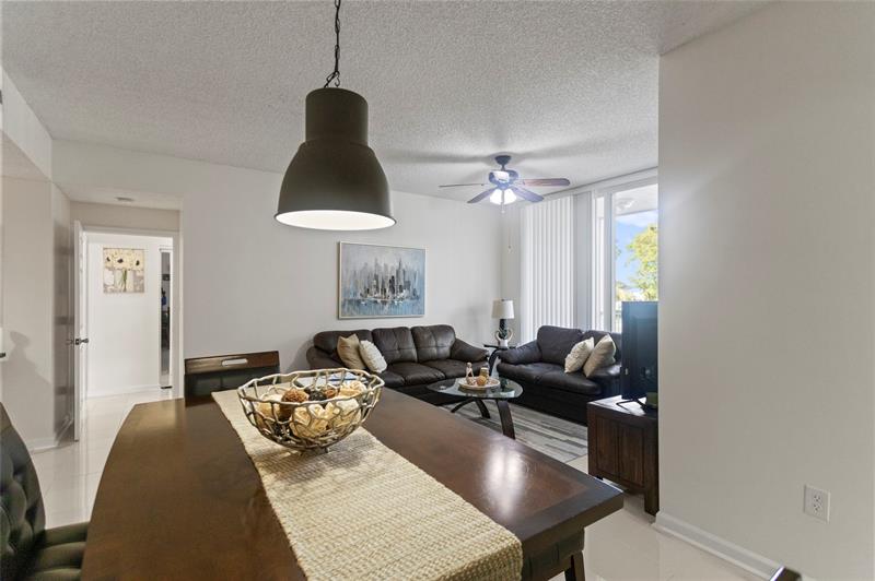 Image 13 of 39 For 9805 52nd St  218
