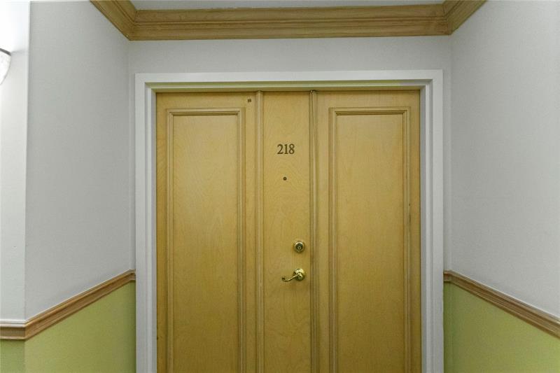 Image 37 of 39 For 9805 52nd St  218