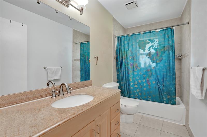Image 15 of 27 For 5165 66th Dr