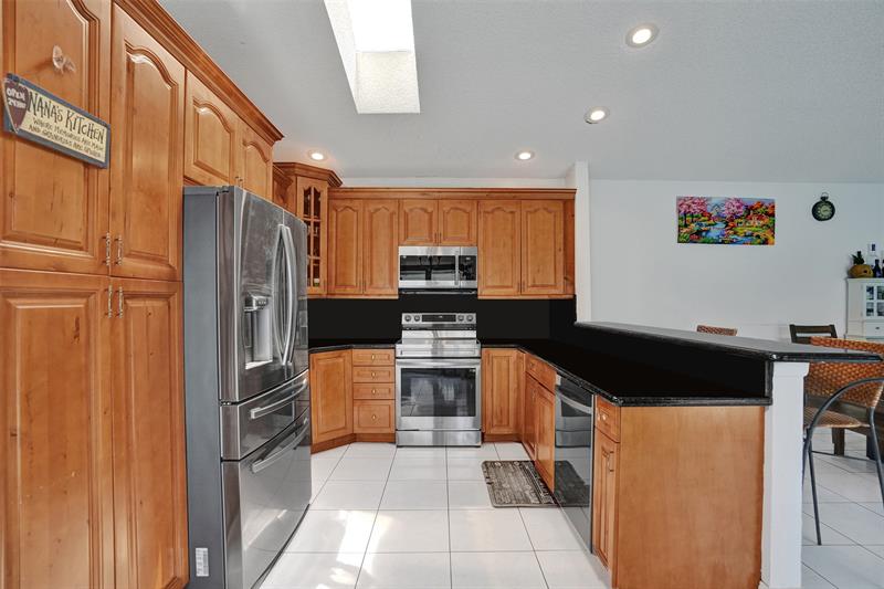 Image 6 of 27 For 5165 66th Dr
