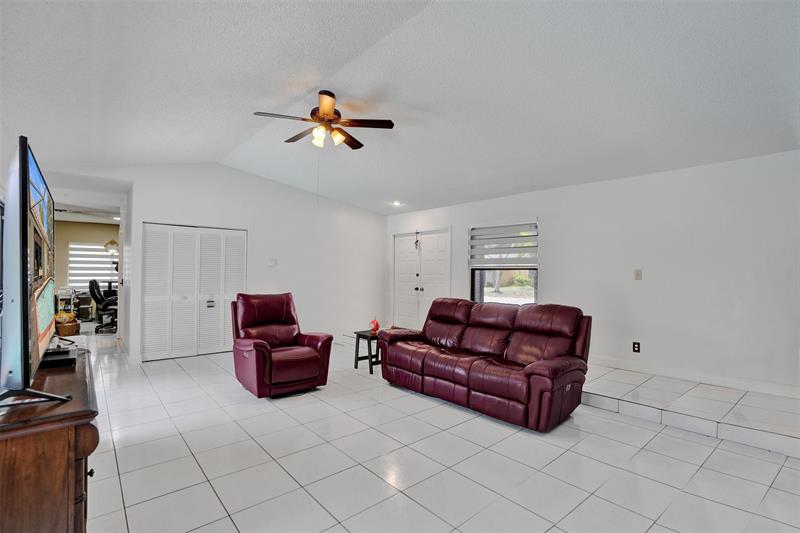 Image 7 of 27 For 5165 66th Dr