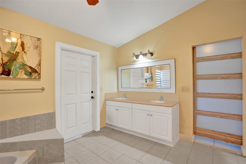Image 9 of 27 For 5165 66th Dr