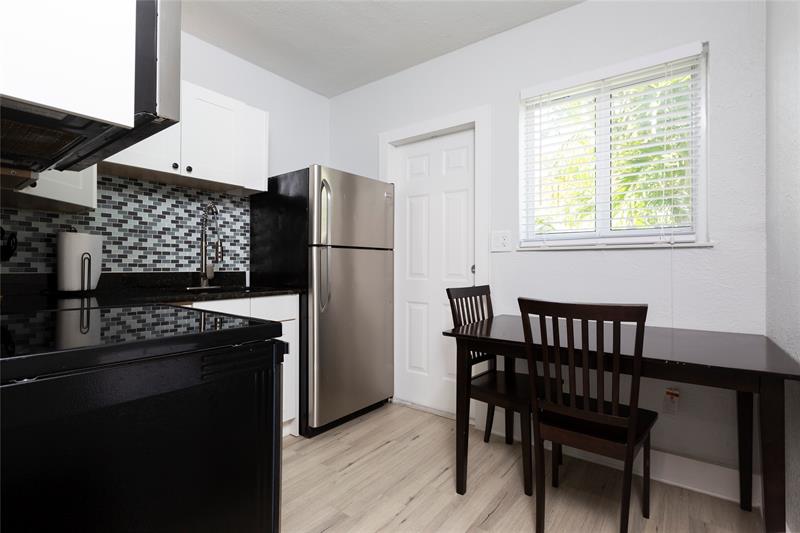 Image 14 of 20 For 3217 9th St  10