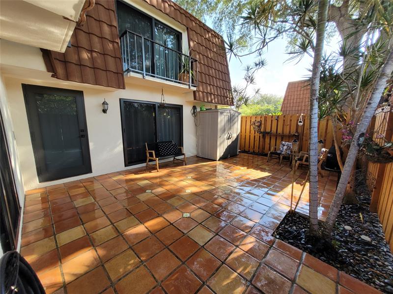 Image 5 of 32 For 3210 Spanish Wells Dr  27-a
