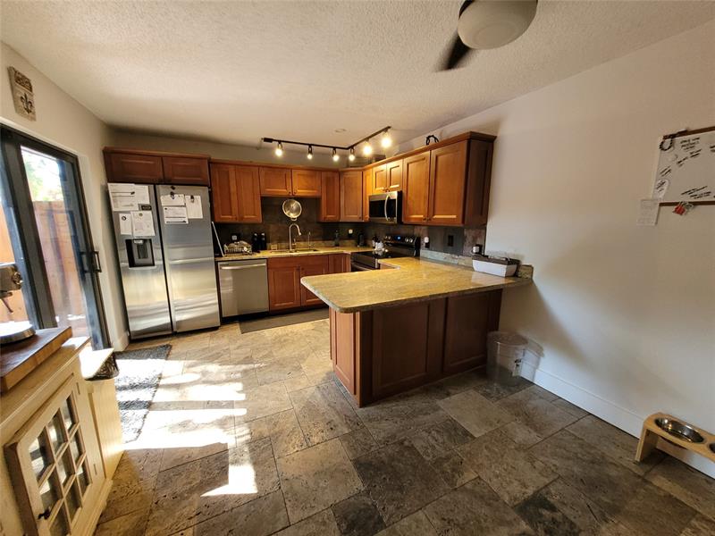 Image 8 of 32 For 3210 Spanish Wells Dr  27-a