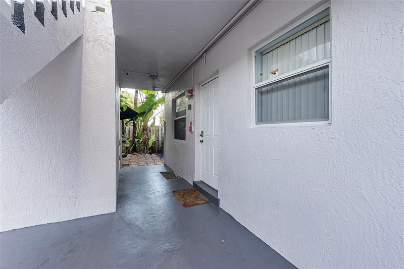 Image 27 of 28 For 2741 8th Avenue  10