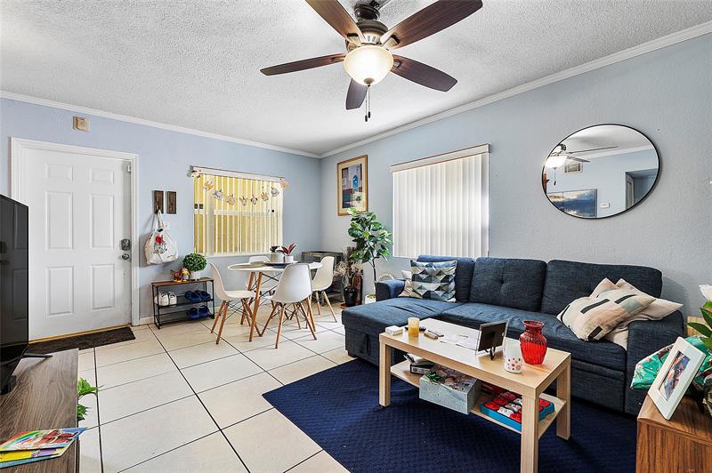 Image 3 of 28 For 2741 8th Avenue  10