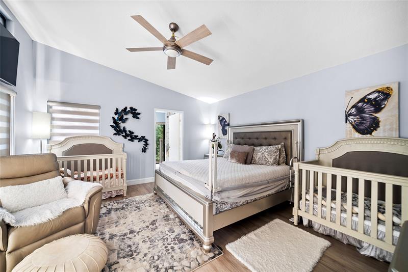 Image 15 of 47 For 21041 Woodspring Ave