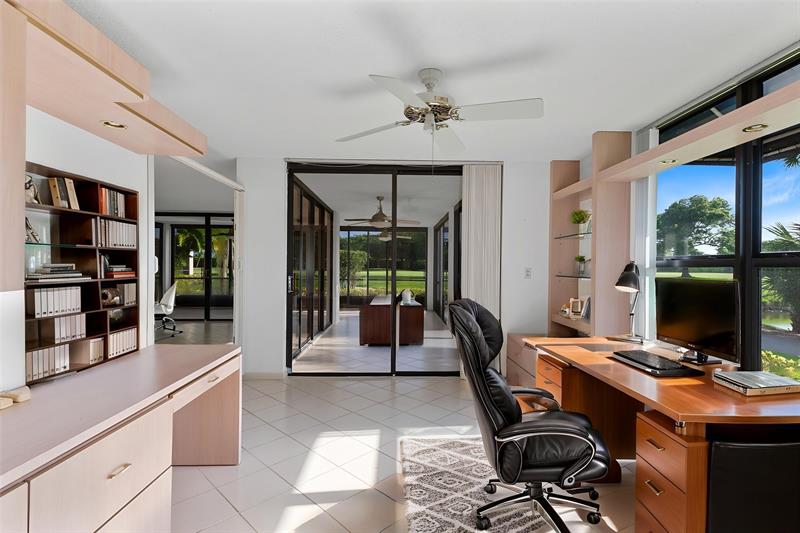 Image 17 of 35 For 7580 Regency Lakes Dr  101