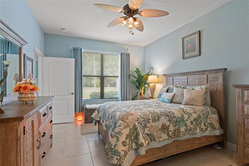 Image 18 of 35 For 10095 Villa Cir