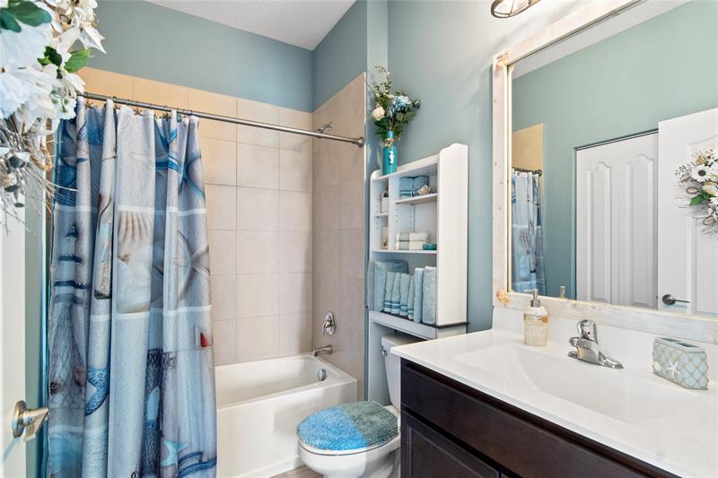 Image 20 of 35 For 10095 Villa Cir