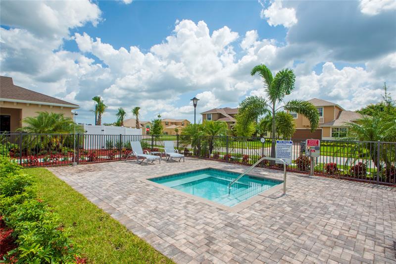 Image 28 of 35 For 10095 Villa Cir